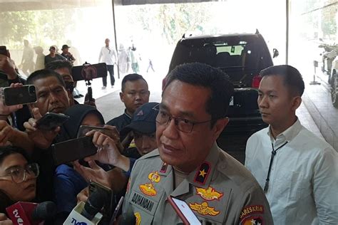 Panji Gumilang Sudah Di Jakarta Tiba Di Bareskrim Polri Pukul Wib