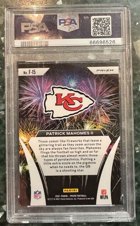 2021 Panini Prizm Fireworks No Huddle Prizm F 15 Patrick Mahomes II