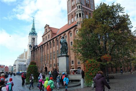 Polen Feiert Nikolaus Kopernikus Einfachraus Eu