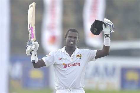 Angelo Mathews celebrates his century | ESPNcricinfo.com