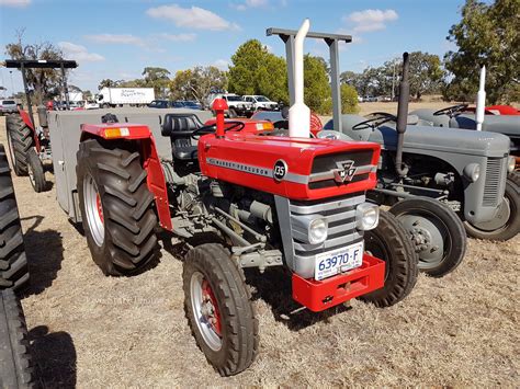 1968 Massey Ferguson 135 Tractor A 1968 Massey Ferguson 13 Flickr