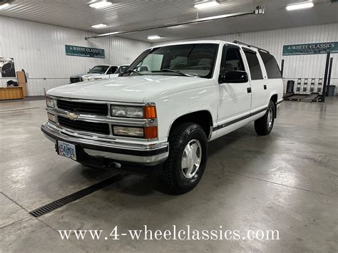 1999 Chevrolet Suburban 4 Wheel Classicsclassic Car Truck And Suv