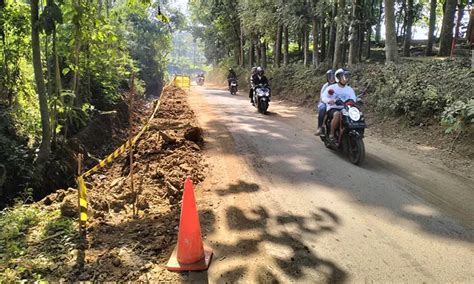 Rekonstruksi Jalan Ke Trawas Mulai Digarap Digelontor Rp Miliar