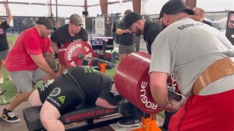 Jimmy Kolb Hits Heaviest Lift In Powerlifting With 635 5 Kg 1 401 Lb