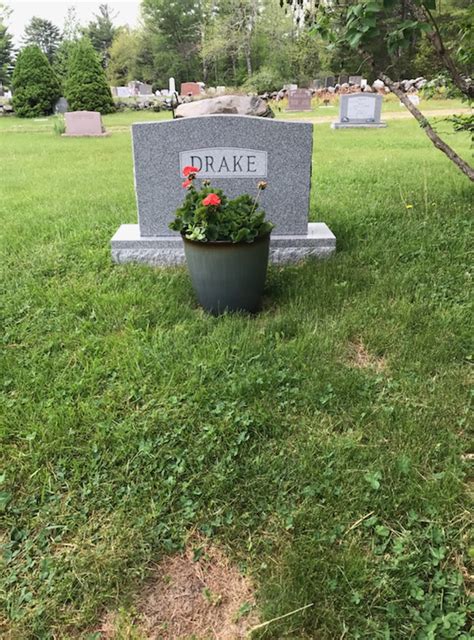 West Rockport Cemetery Flower Decoration Thefts Add Pain To Grieving