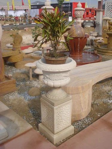 Multicolor Brown Sandstone Garden Planters Size As Par Design At Rs