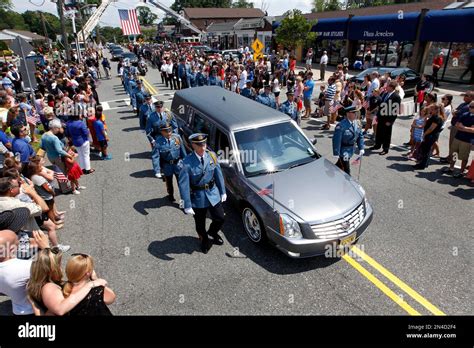 Police Officers Escort The Hearse Bearing Waldwick Nj Police