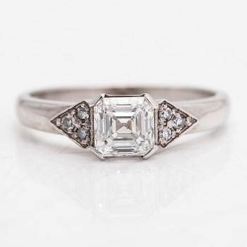 Ring 14K Vitguld Smaragdslipad Diamant Ca 1 03 Ct Samt