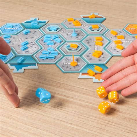 Risiko! Oceano: la nuova espansione del grande cult, tra nuove rotte da