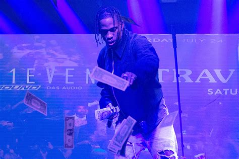 Travis Scott Makes It Rain During Performance to Give Fan $5,000 - XXL