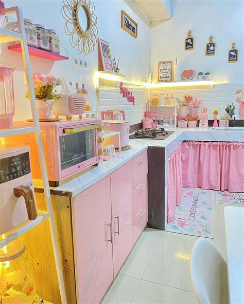 Tiap Sudutnya Cantik 9 Potret Makeover Dapur Tanpa Kitchen Set Nuansa