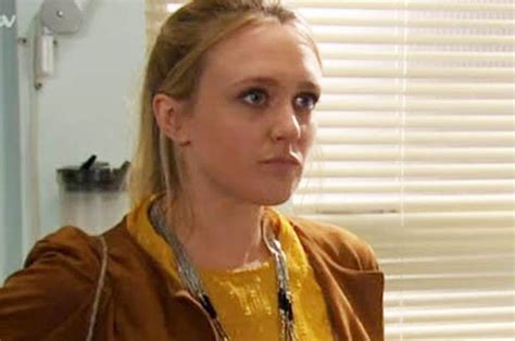 Emmerdale Spoilers Emily Head Rebecca White Pregnancy Gaffe Annoys