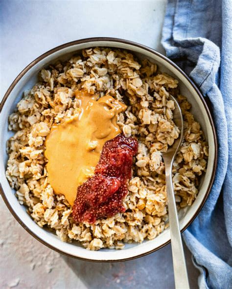 20 Oatmeal Recipes to Start the Day – A Couple Cooks