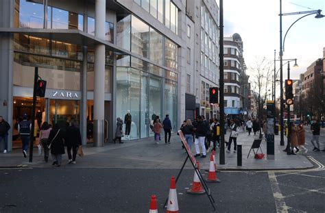 Zara Oxford Street Hugh Venables Geograph Britain And Ireland