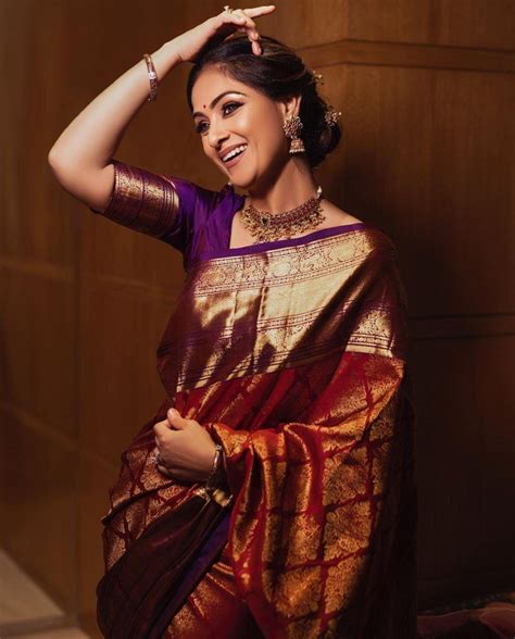 Simran Bagga Looks Graceful As Ever In A Silk Saree For Power Of Womenawards