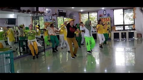 Mama Wanna Mambo Line Dancejun Andrizal Sofyan Anas Lily Kho Youtube