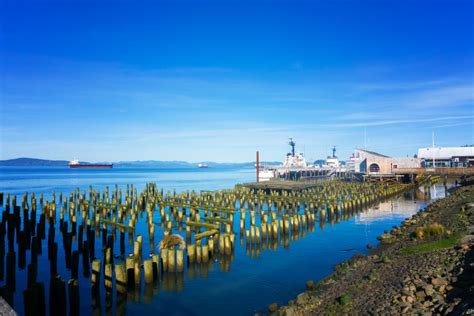 Astoria, Oregon Waterfront - Watershed Wellness - Astoria