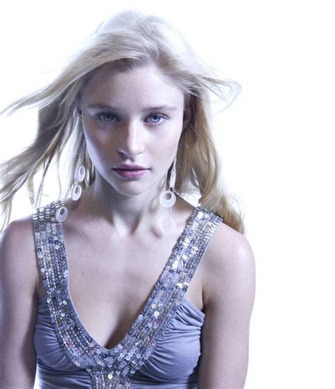 50 Hot And Sexy Emilie De Ravin Photos 12thBLOG