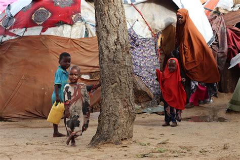 rasa tak percaya  pertama   afrika human initiative