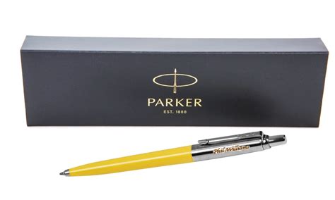 The Pen Outlet Personalised Parker Pen (Yellow) Inc Delivery