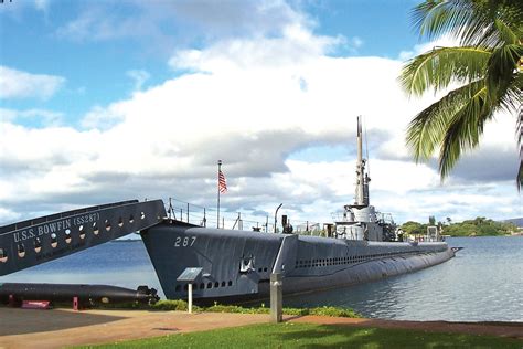 Explore The Uss Bowfin Submarine At Oahus Pearl Harbor Hawaii Magazine