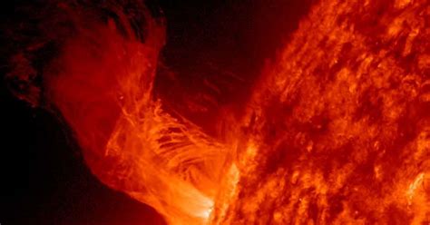 New Explosion Spotted On Sun S Outer Surface For The First Time Could