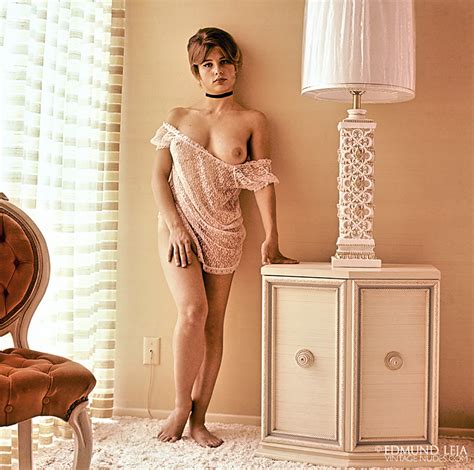 Naked Donna Michelle Added By Manuros