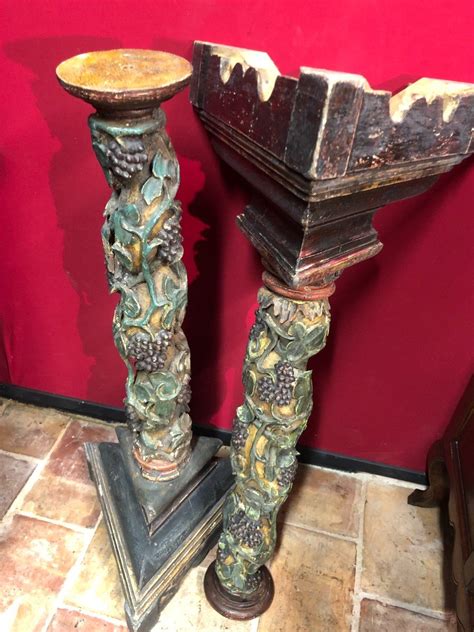 Proantic Paire De Colonnes Torsadées En Bois Polychrome 18ème Sièc