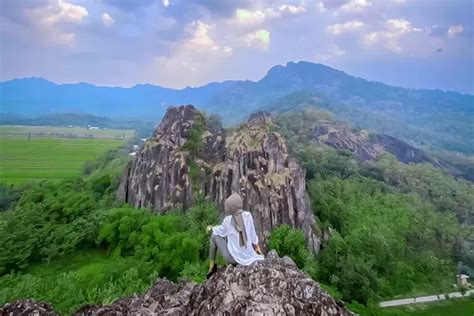 Gunung Sepikul Sukoharjo Jawa Tengah Tawarkan Keindahan Alam Yang