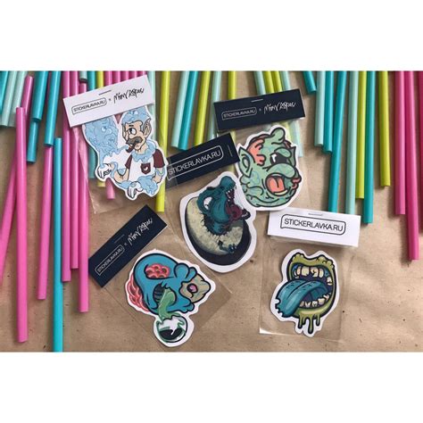 Виниловый стикер Волк по цене 60 ₽ в интернет-магазине подарков MagicMag