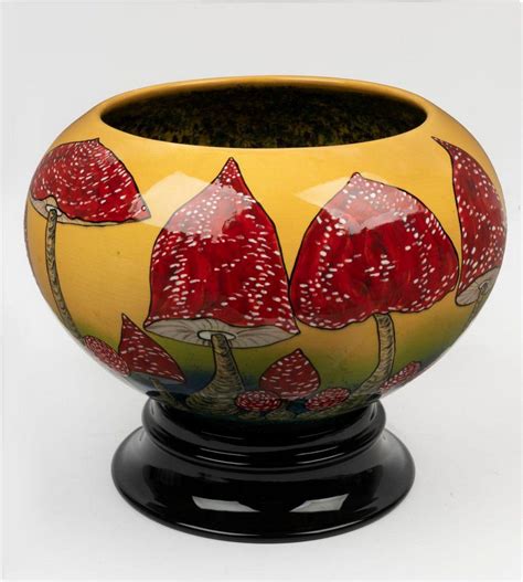 David Lyons Handmade Pottery Jardiniere On Stand Australian Themes