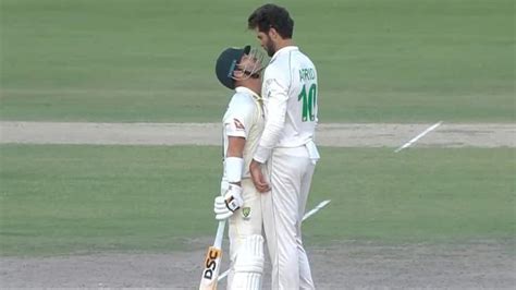 Pak Vs Aus Rd Test Video Of David Warner And Shaheen Afridi S Epic