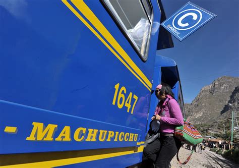 Choque De Trenes Con Turistas En La V A A Machu Picchu Deja Varios Heridos