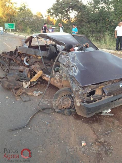 Acidente deixa um homem morto e outro ferido na MG 202 próximo de