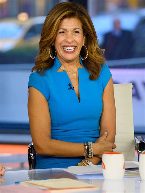 See Hoda Kotbs Hilarious Reaction To Viral Sexlife Shower Scene