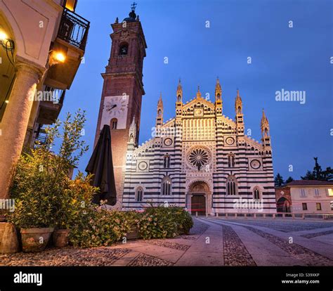 Duomo (Monza Cathedral), Milan, Italia Stock Photo - Alamy