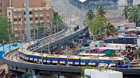 Mumbai Metro train skips Malad, commuters puzzled – Mumbai Highlights ...