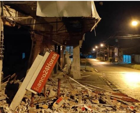 Moradores S O Acordados Na Base Do Susto Ap S Bandidos Explodirem