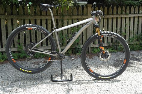 WM I25A XC Trail Carbon Wheelset With DT SWISS 350 Hubs