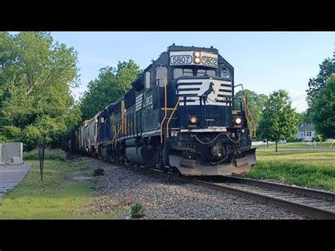 Csao Wpmi Northbound Through Elm Ave In Woodbury Heights Nj With Ns