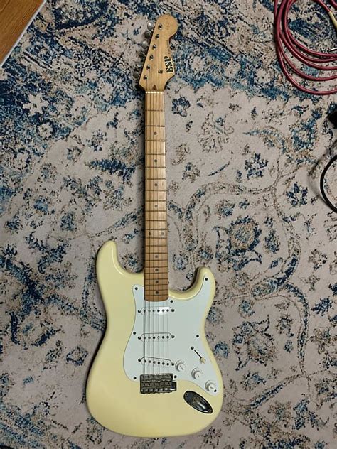 ESP 400 Series Stratocaster Guitar 1980s - Cream | Reverb