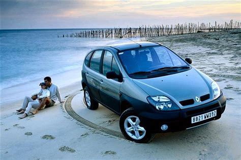 Renault Scenic RX4 2000 2003 Used Car Review Car Review RAC Drive