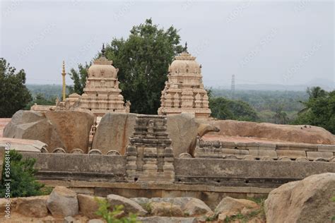 temple ancient sculpture lepakshi stone old architecture, Stock Photo ...