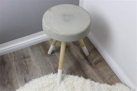 Diy Beistelltisch Hocker Aus Beton Selber Machen So Einfach Geht Es