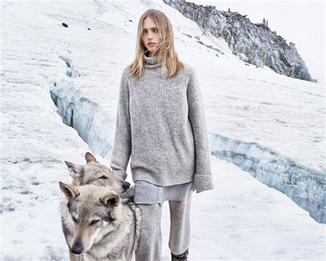 Саша Пивоварова в новом лукбуке Mango осень-зима 2015/2016 (ФОТО)