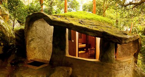 Unique Cave Stay In Wayanad Bunkout