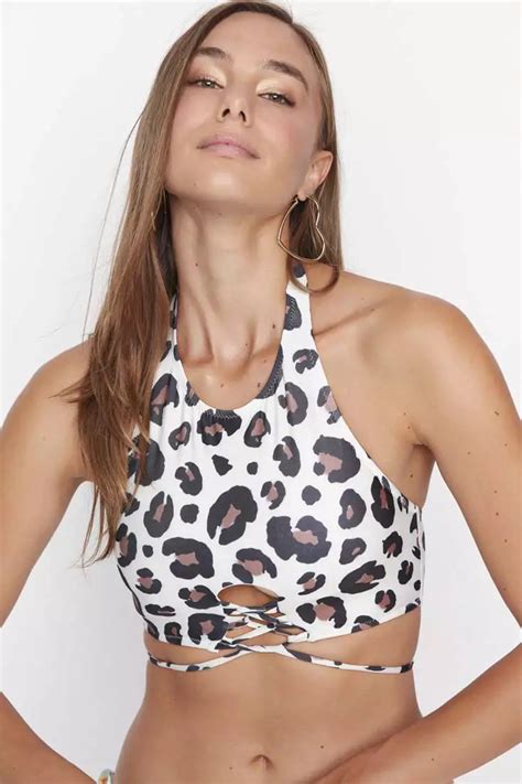 Buy Trendyol Leopard Print Bikini Top With Tie Detailed Online