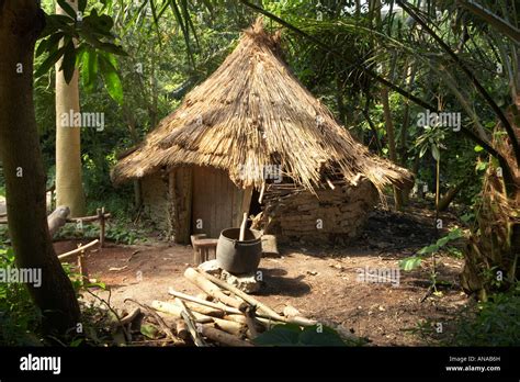 Mud hut inside hi-res stock photography and images - Alamy