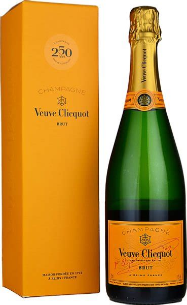 Veuve Clicquot Brut NV Champagne In Veuve Box DrinksDirect