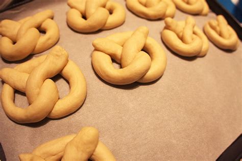 german soft pretzel recipe | nomad with cookies food blog